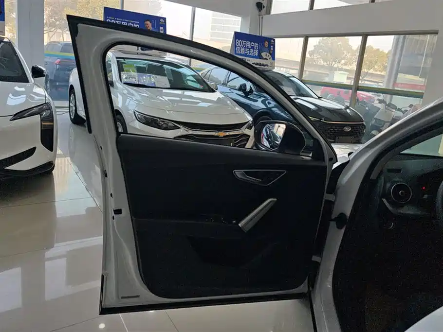Audi Q2L 2020 35 TFSI Progressive Dynamic Model фото 7