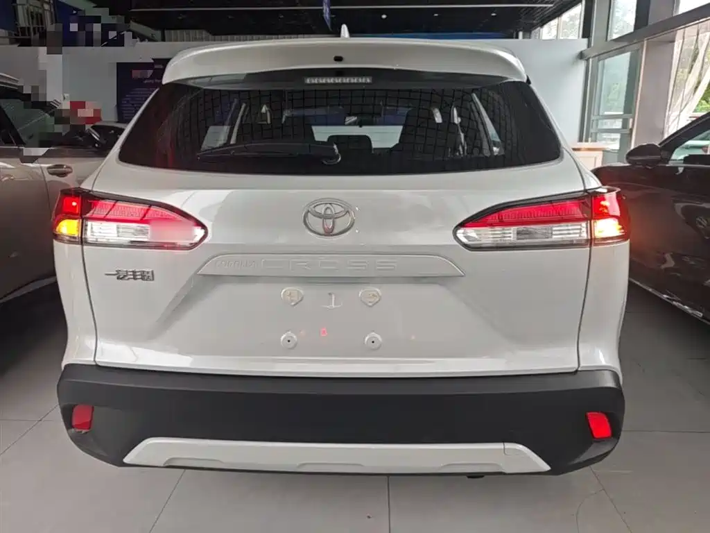 Toyota Corolla Cross 2025 2.0L Pioneer Edition фото 6