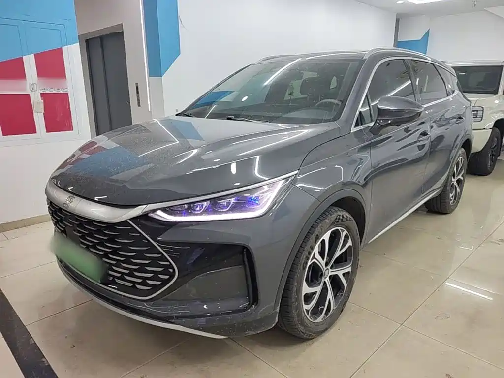 BYD Tang New Energy 2025