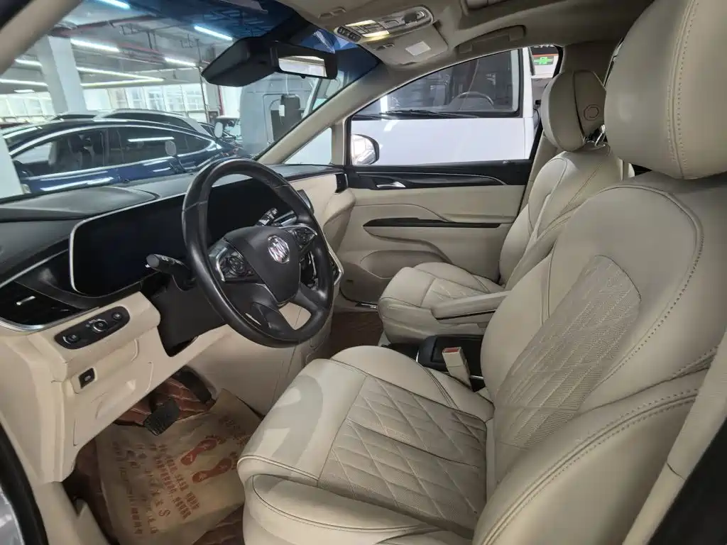 Фото 7 - Buick GL8