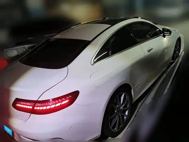 Mercedes-Benz E-Class (Import) 2021 E 260 Coupe — фото 2