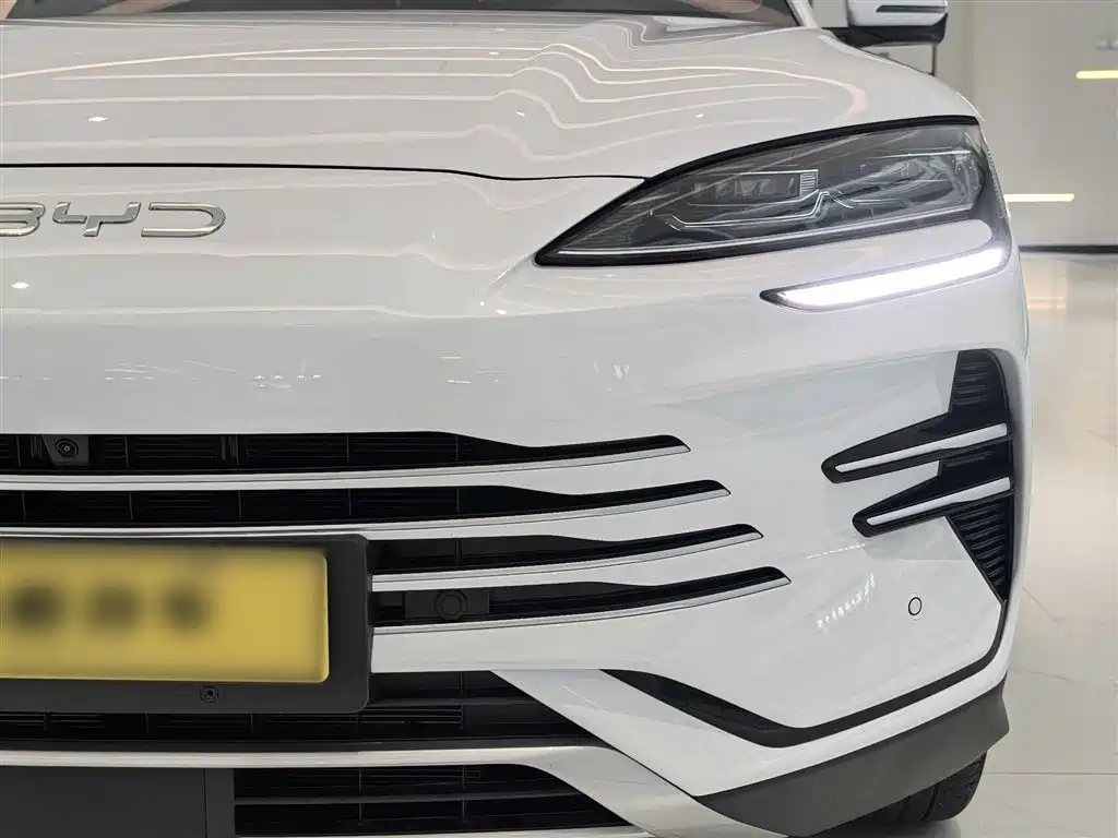 BYD Song PLUS PHEV 2025 DM-i Smart Driving Edition 112KM Honor фото 13