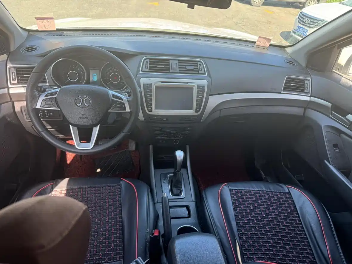 BAIC Senova X65 2015 2015 2.0T Automatic Elite