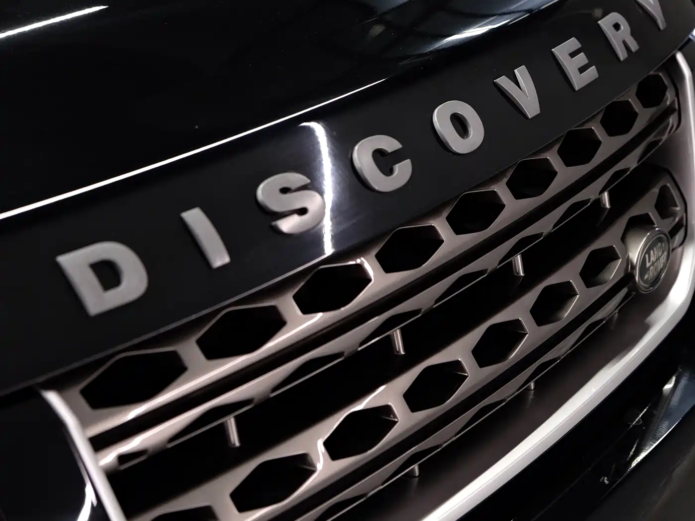 Land Rover Discovery 2015 3.0 SC V6 HSE Luxury фото 20