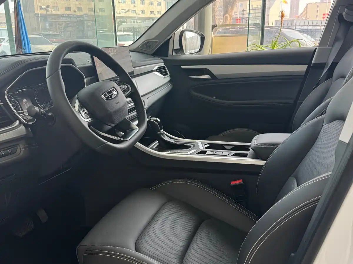 GEELY AUTOMOBILE VISION X6