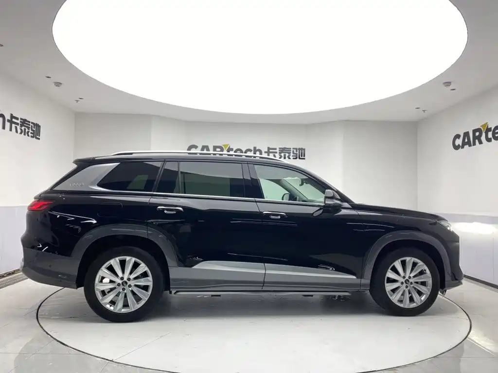 Audi Q6 2025 2024 45 TFSI quattro Qi Yun Yu Lin Package 6-seater