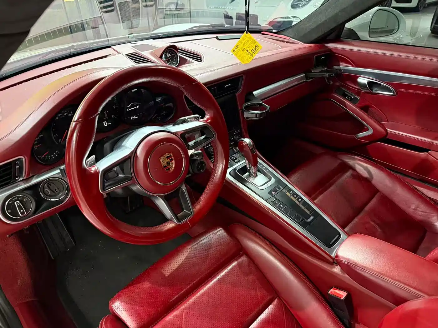 Фото 3 - Porsche 911