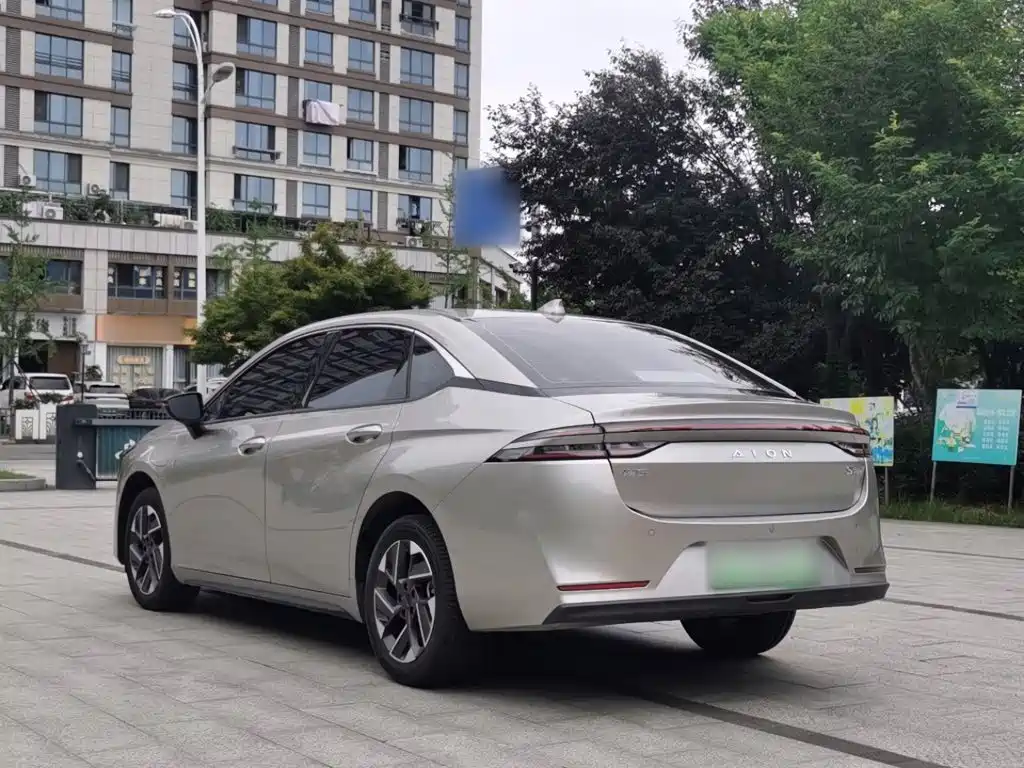 2025 Aion S Plus
