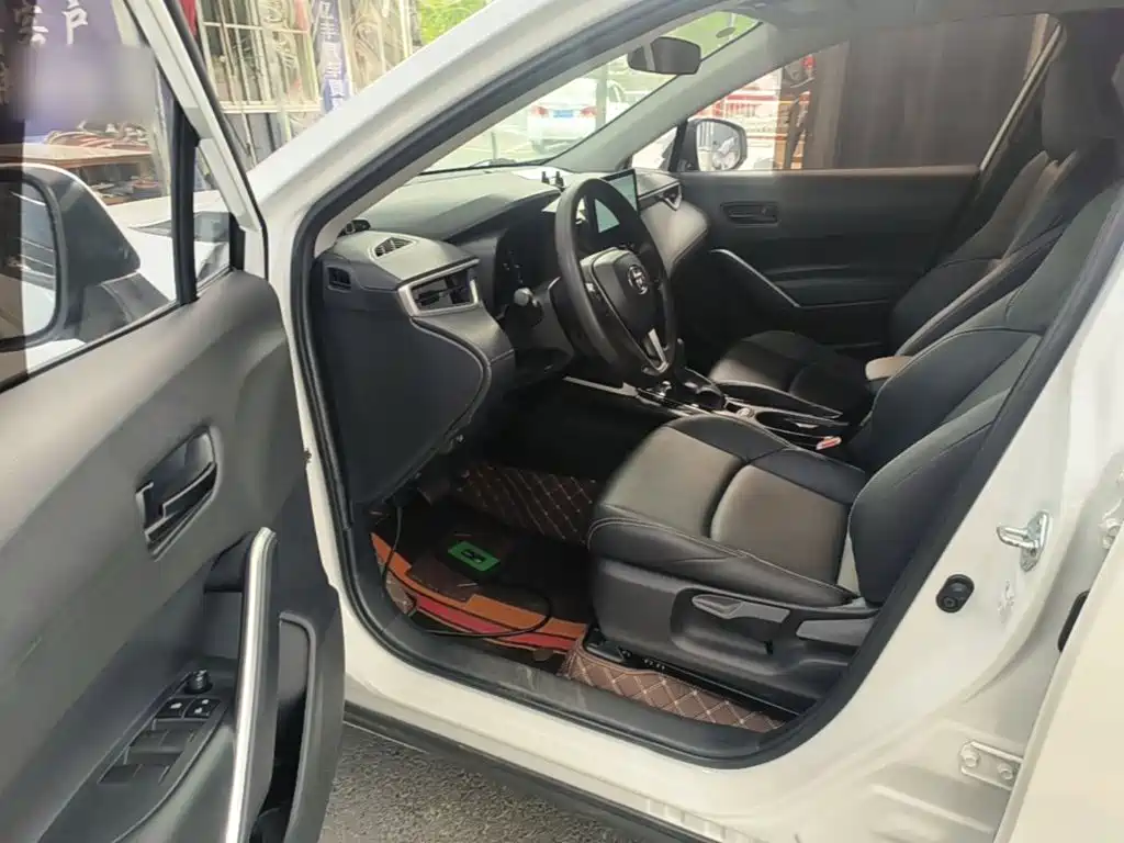 Toyota Frontlander 2025 2024 2.0L CVT Elite Plus Edition