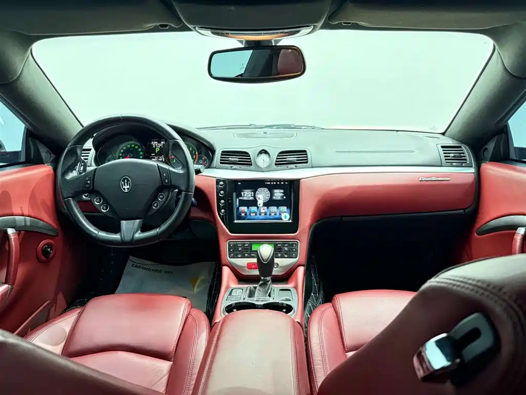 Maserati GranTurismo 2007 4.2L Standard фото 23