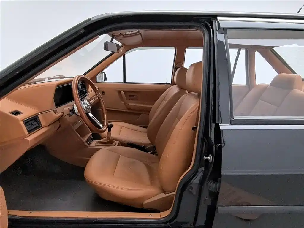 Volkswagen Santana Classic 2007 Model 1.8L Scenic Edition фото 10