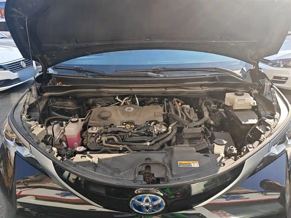 Toyota Sienna 2021 2.5L Hybrid Premium Edition фото 20