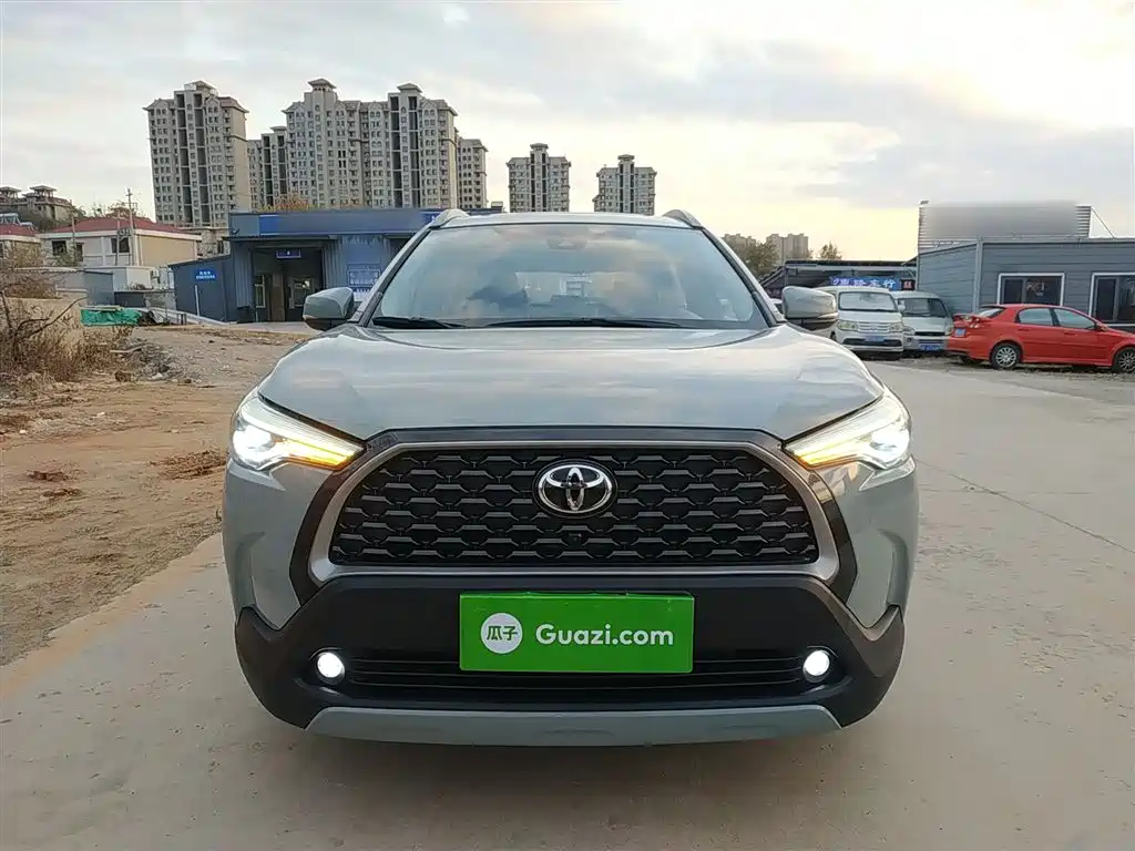 Toyota Corolla Cross 2022 2.0L Flagship Edition фото 3