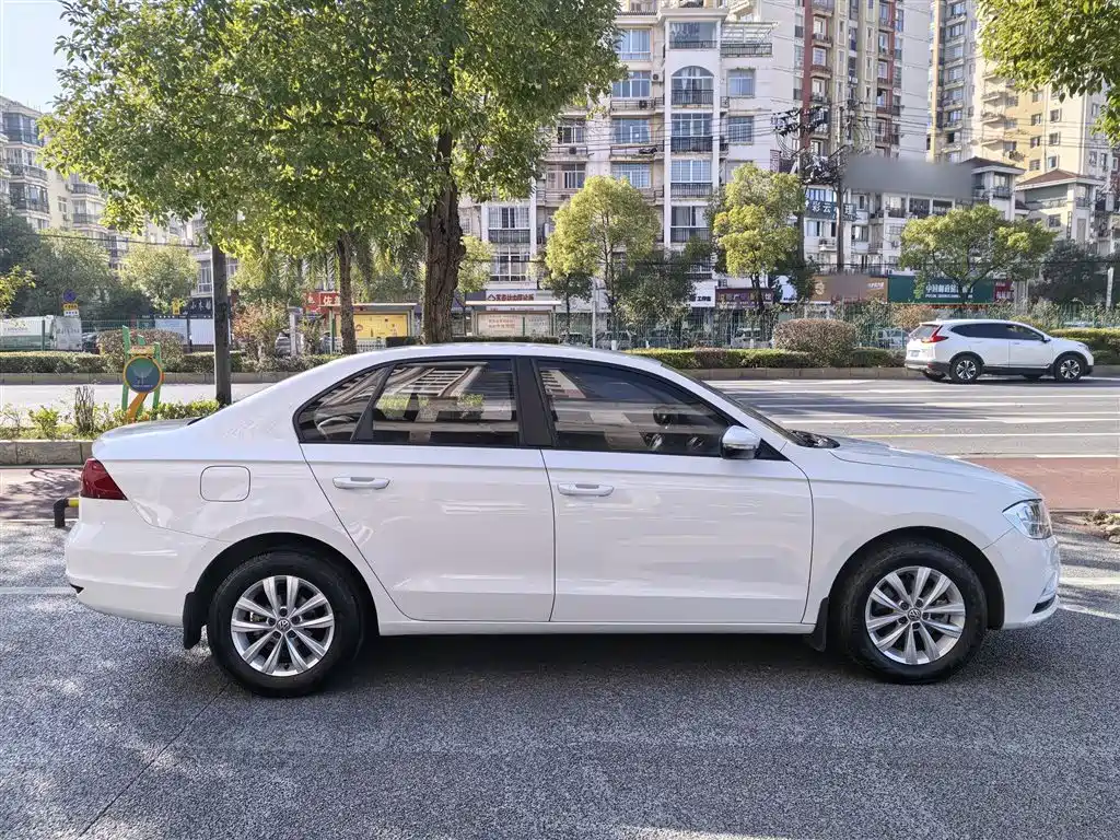 Volkswagen Bora 2018 1.5L Automatic Fashion фото 27