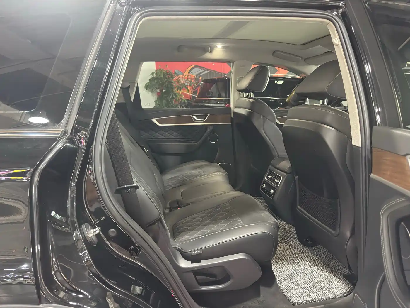 Hongqi HS7 2021 2019 3.0T Automatic 4WD Flag Joy Edition