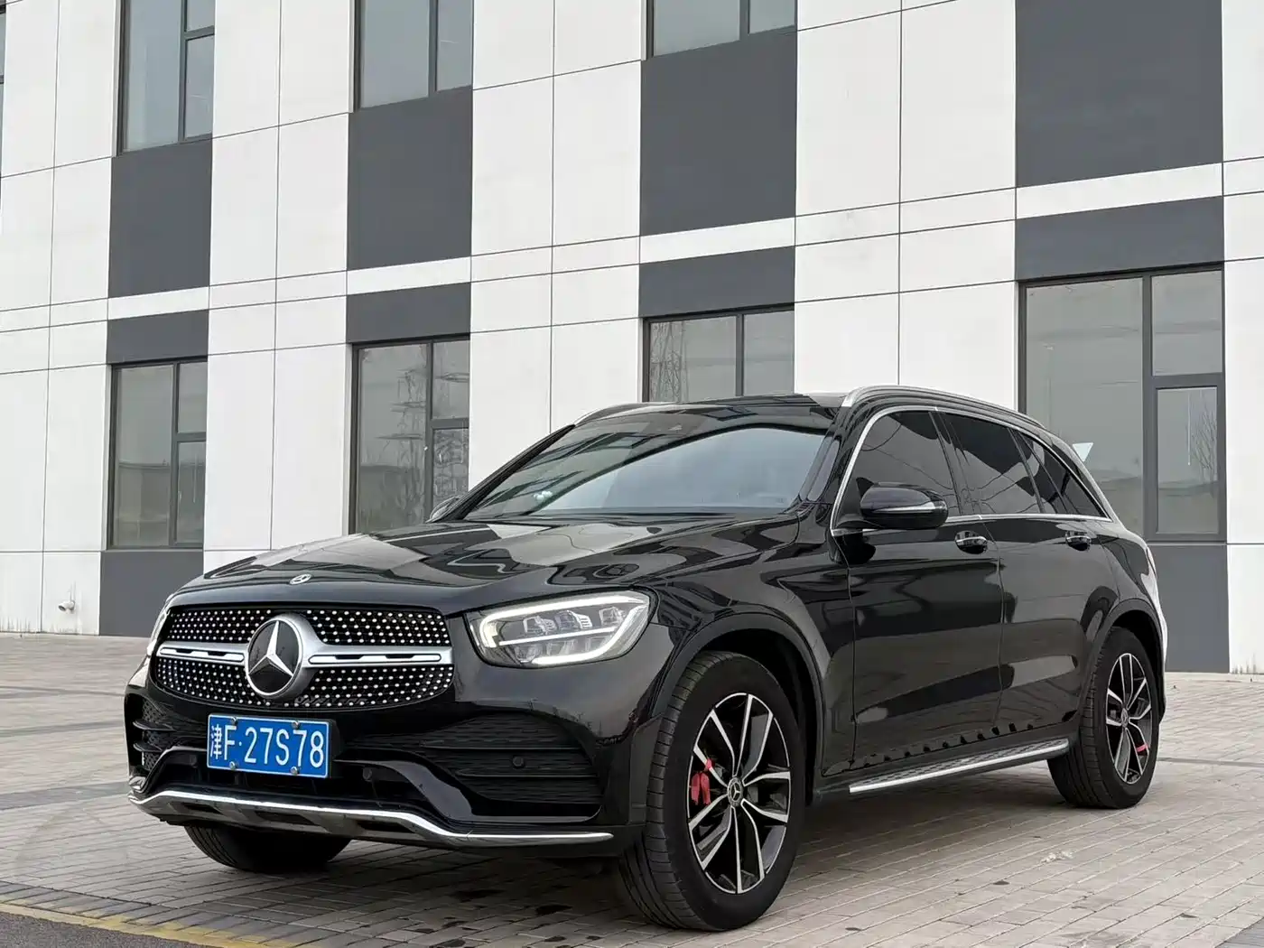 Mercedes-Benz GLC 2021 GLC 300 L 4MATIC Sporty фото 2