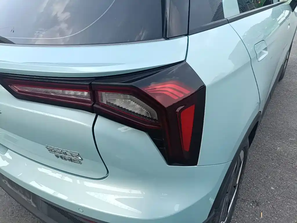 Geely Geometry E Firefly 2023 2024 Model 301km Starlight