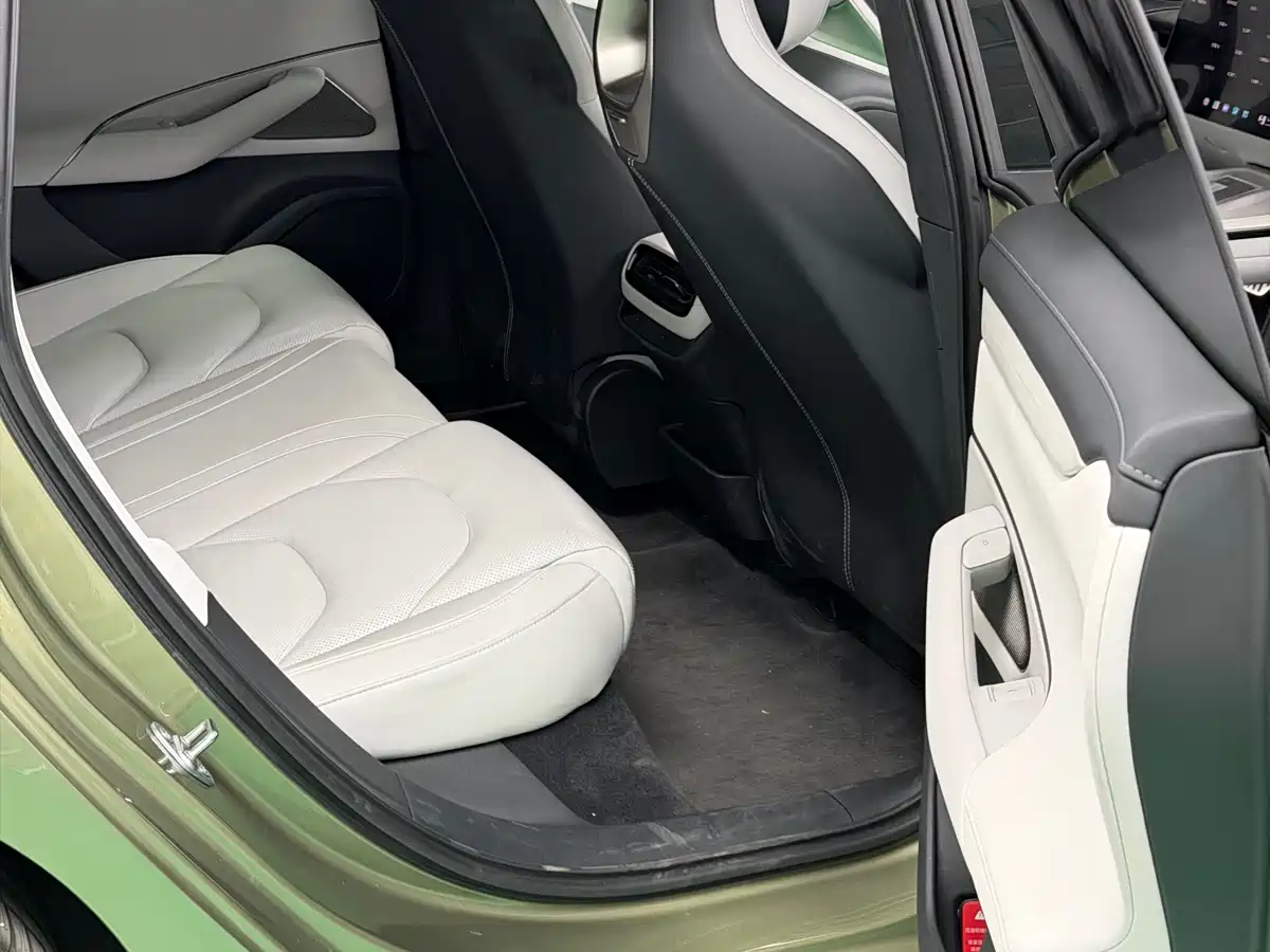 Xiaomi Auto Xiaomi SU7 2024 AWD Extended Range Advanced Smart Driving Max Edition фото 16
