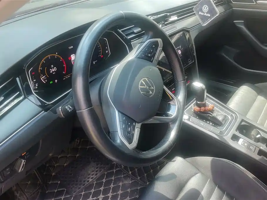 Volkswagen Magotan 2020 330TSI DSG Leading фото 15