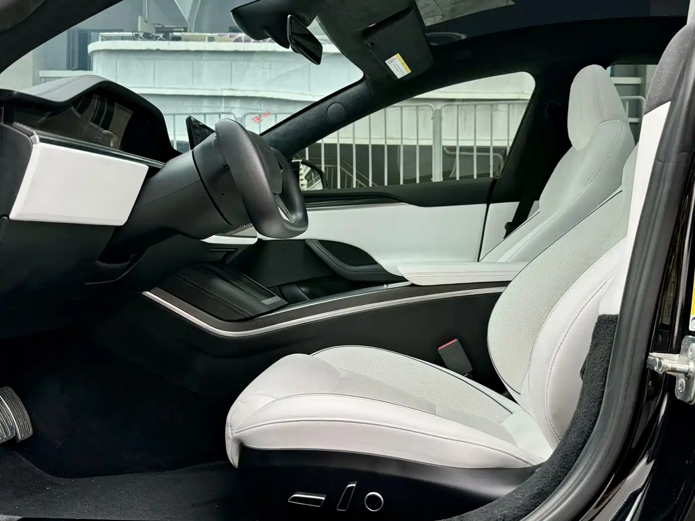Tesla Model S 2023 Tri-motor AWD Plaid фото 10