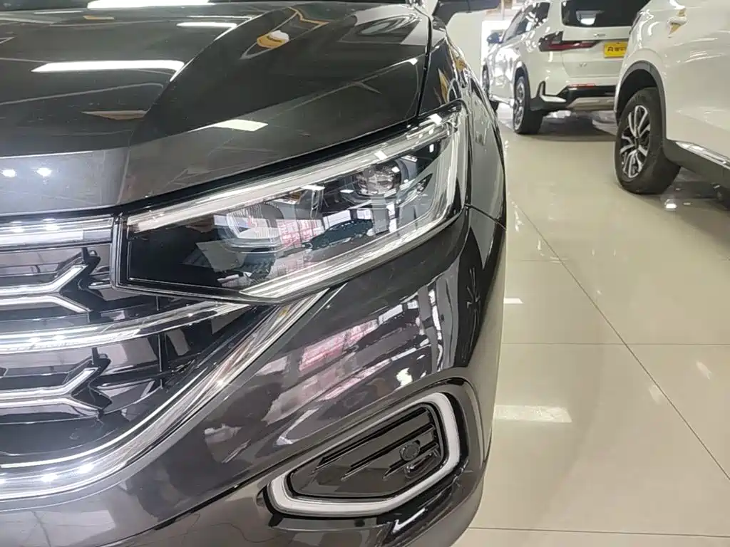 Volkswagen Tayron 2025 2025 Shared Joy 330TSI