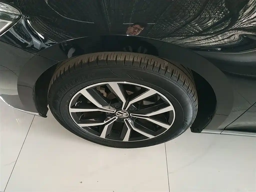 Volkswagen Magotan 2020 330TSI DSG Leading фото 23