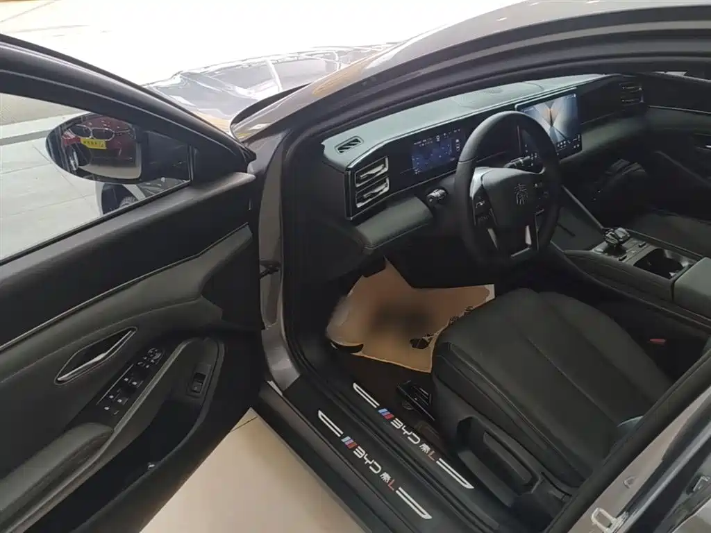 BYD Qin L 2025 DM-i Smart Drive Edition 80KM Leading фото 16