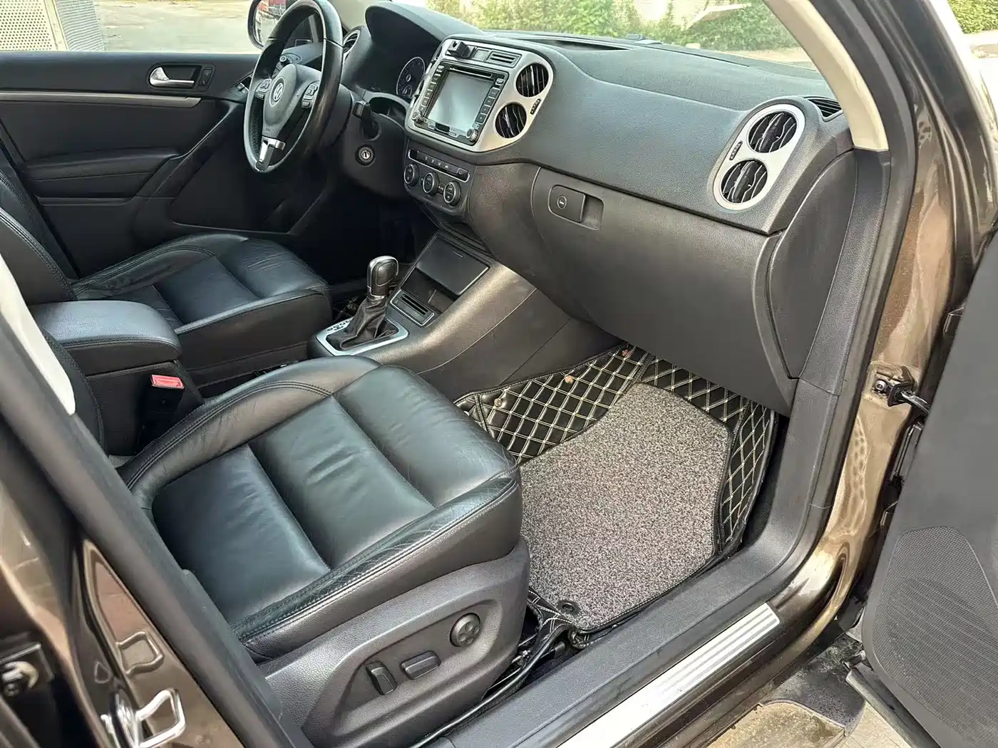 Volkswagen Tiguan 2013 1.8TSI Auto 2WD Comfort Edition фото 4