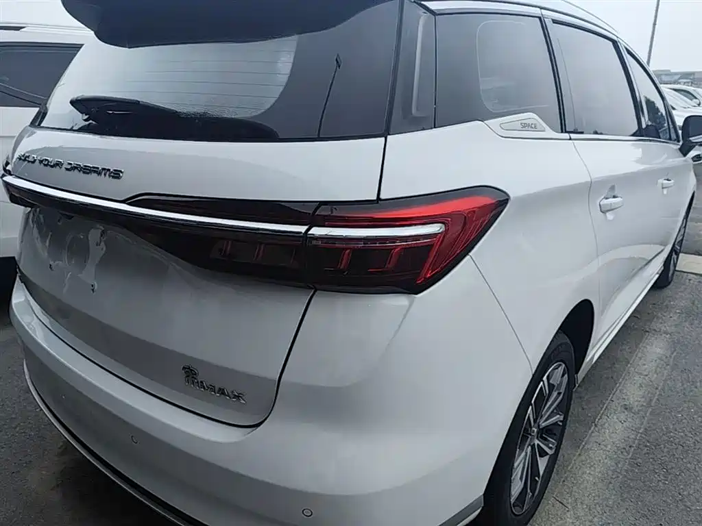 BYD Song MAX 2021 Upgrade 1.5T Automatic Premium Edition 7-Seater фото 8