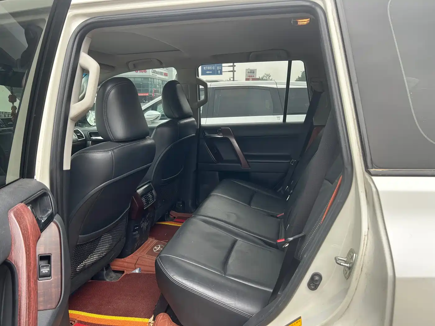 Toyota Prado 2016 3.5L Auto TX-L фото 5