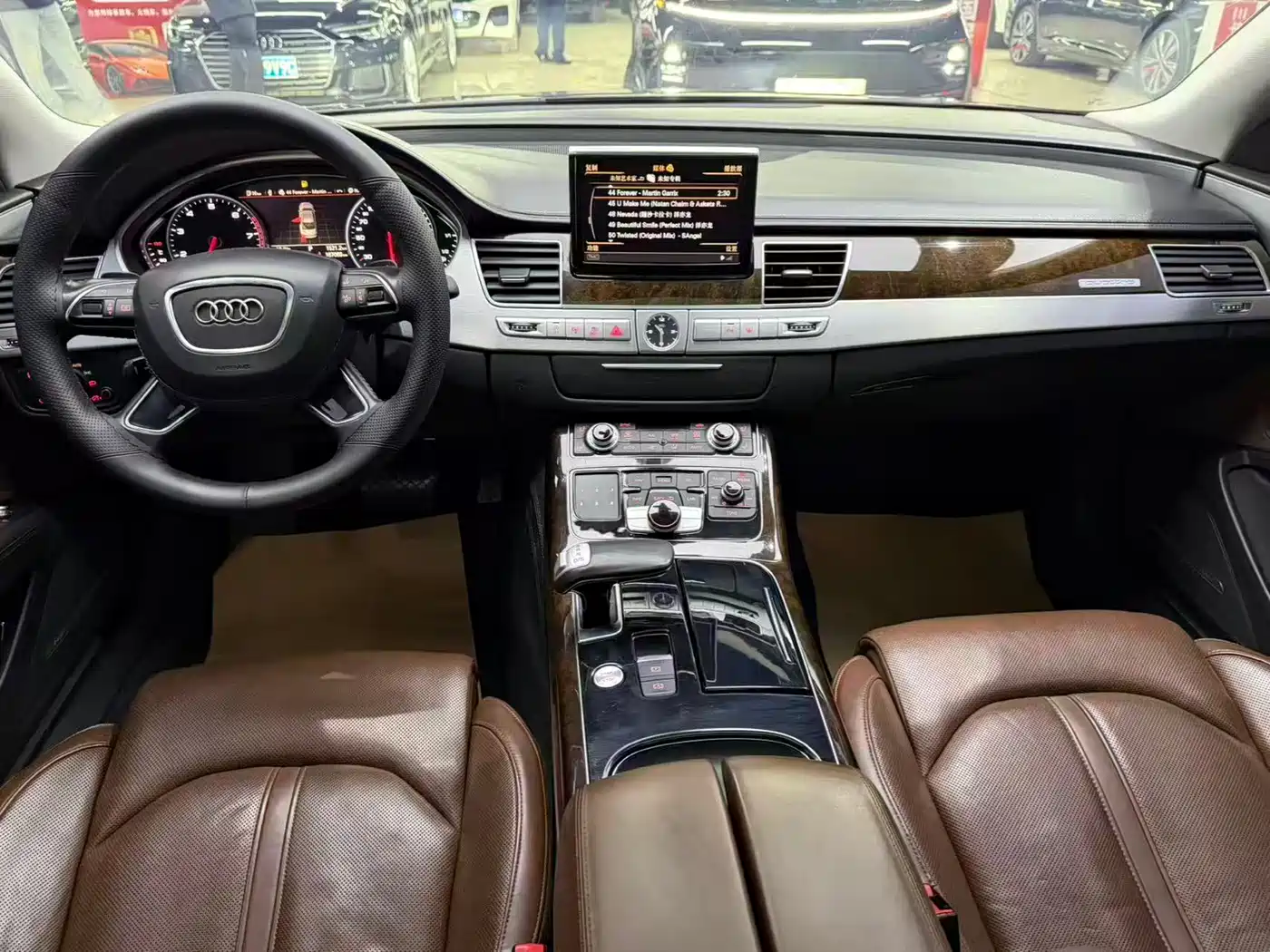Audi A8 2013 A8L 45 TFSI quattro Luxury фото 9