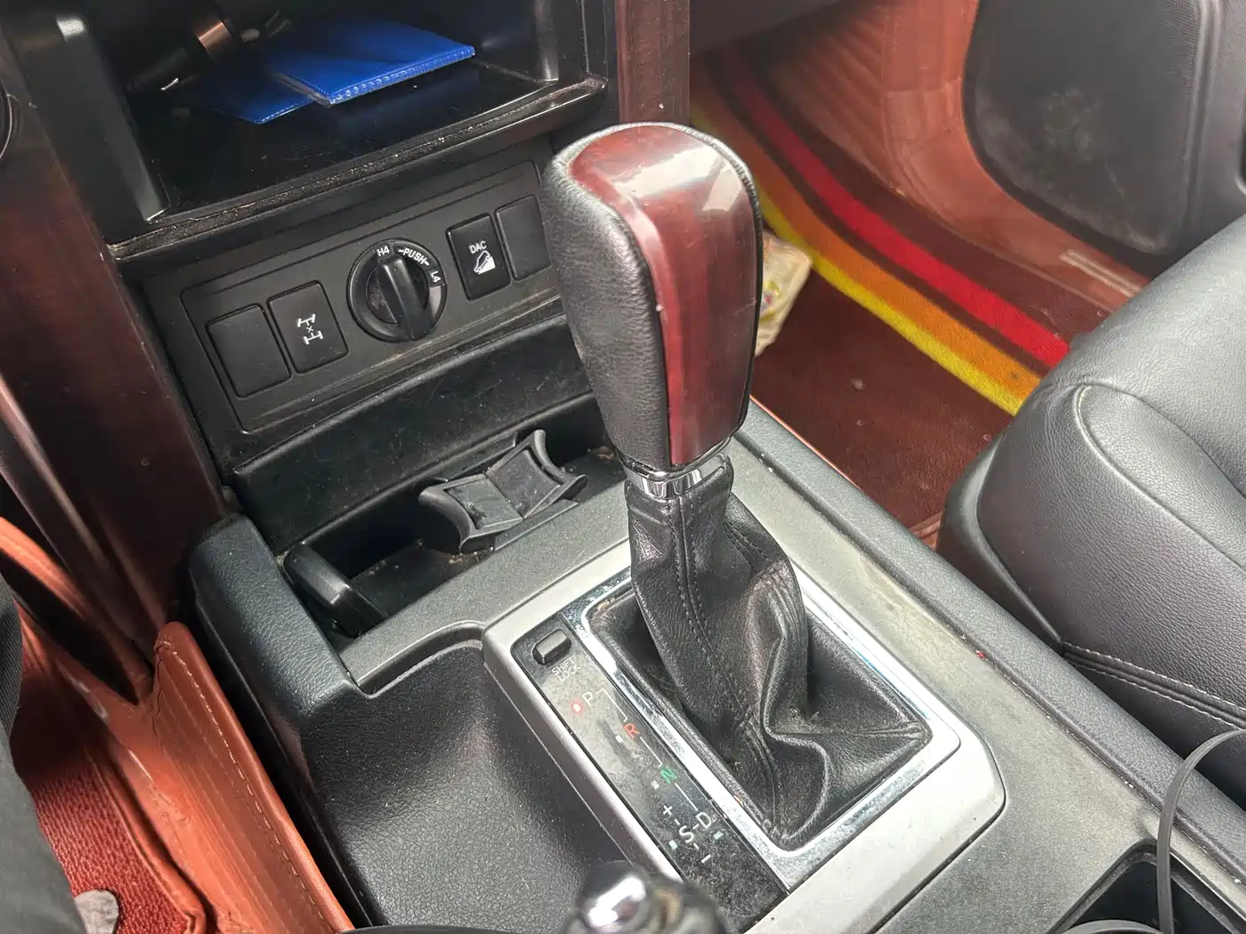 Toyota Prado 2016 3.5L Auto TX-L фото 9