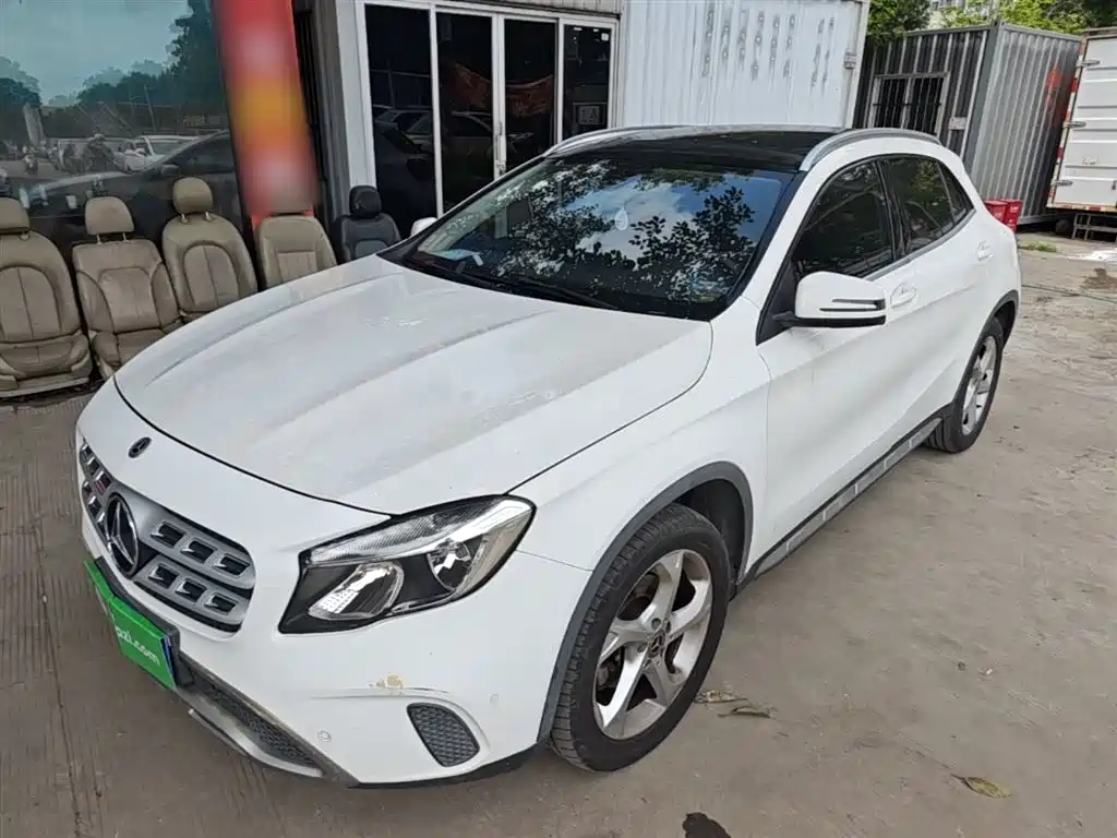 Mercedes-Benz GLA 2019 GLA 200 Dynamic фото 2
