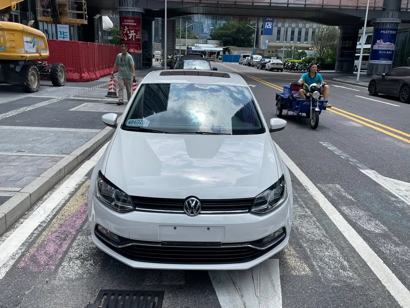 Volkswagen Polo 2018 1.5L Auto Comfort фото 2