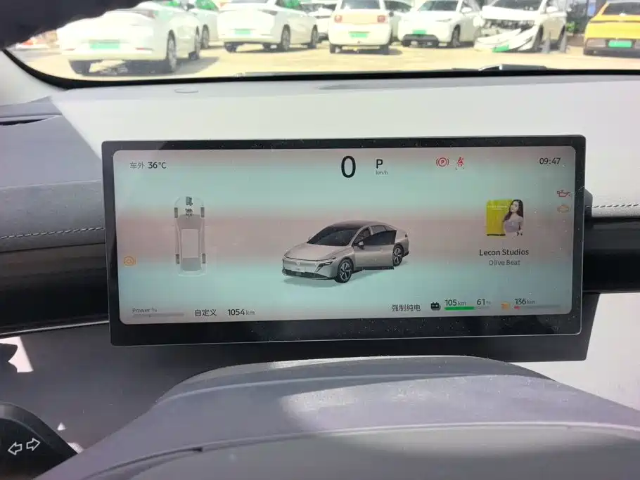 Nissan N6 2025 2025 Mid Configuration