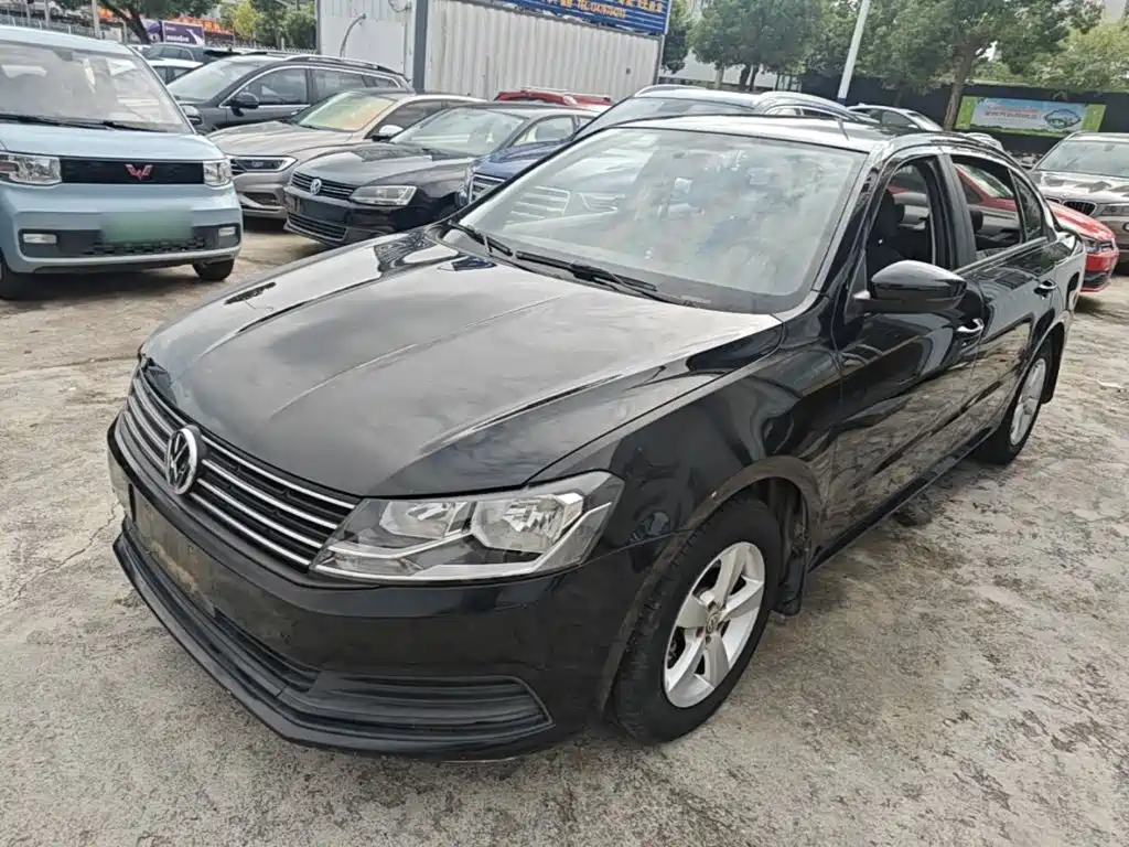 Фото 2 - Volkswagen Lavida