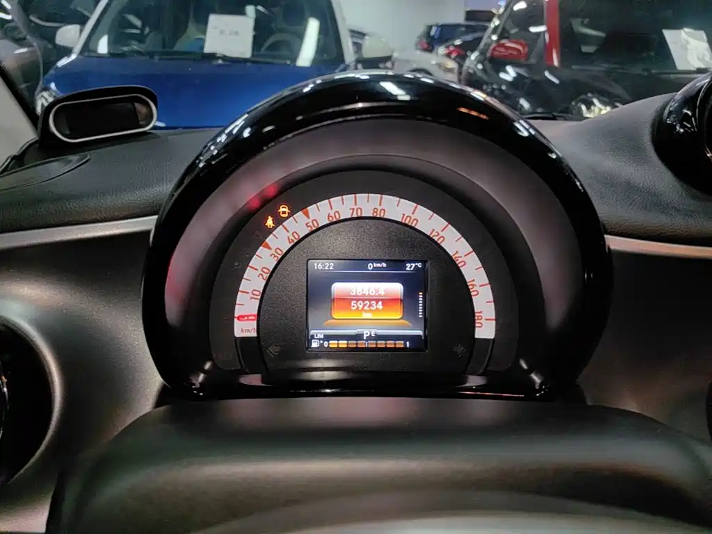 smart fortwo 2019 2018 1.0L 52kW Hardtop Passion Edition China V