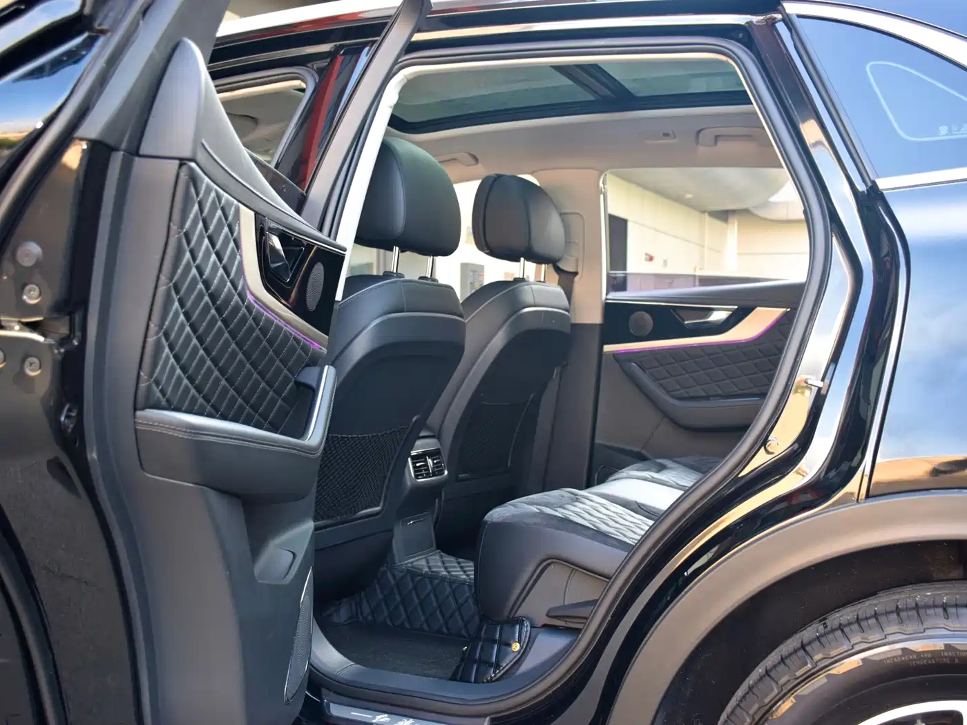 Hongqi HS5 2020 2019 2.0T Smart Connect Enjoy Edition