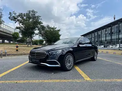 Mercedes-Benz E