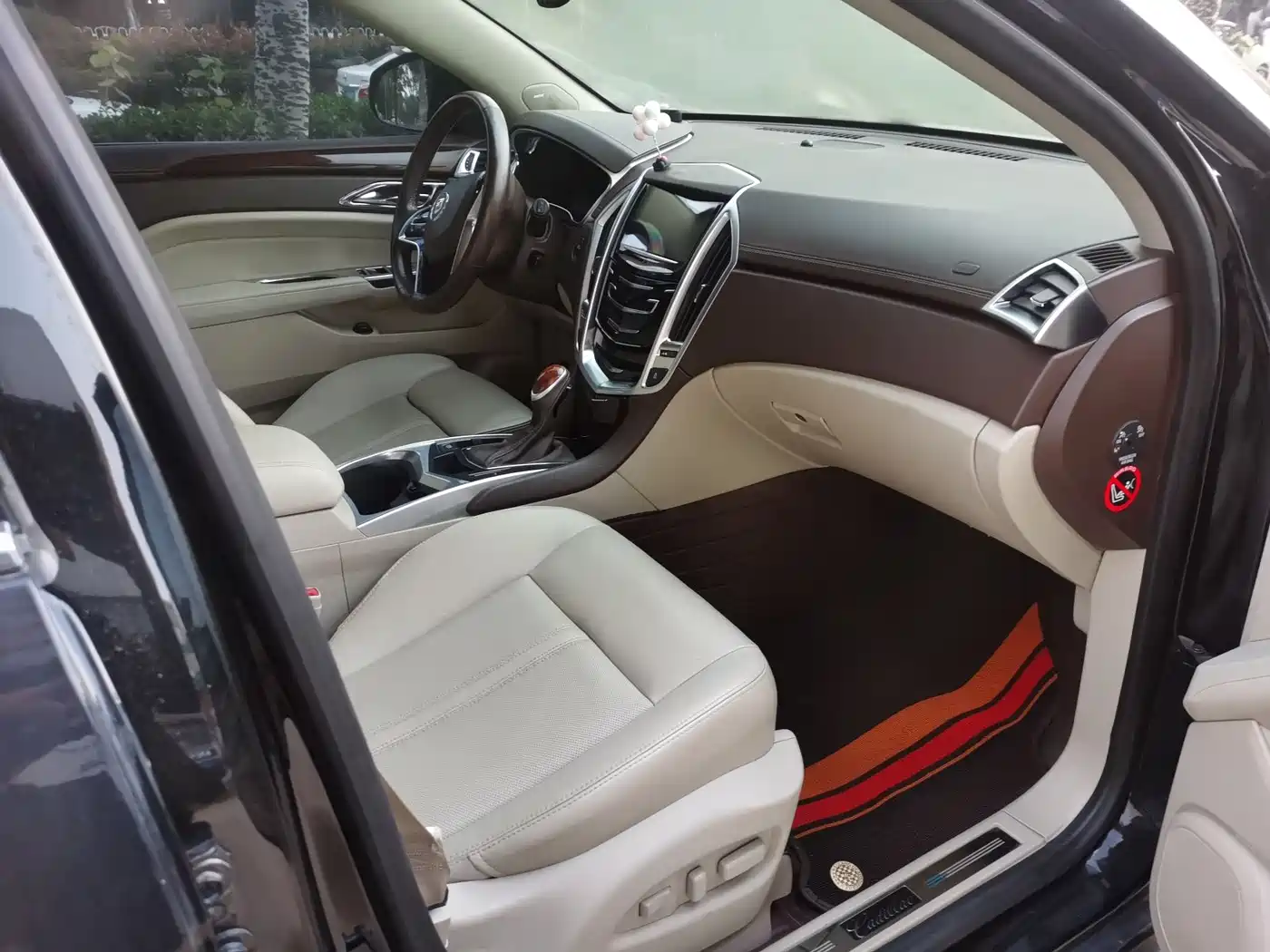 Cadillac SRX 2015 3.0L Elite фото 9