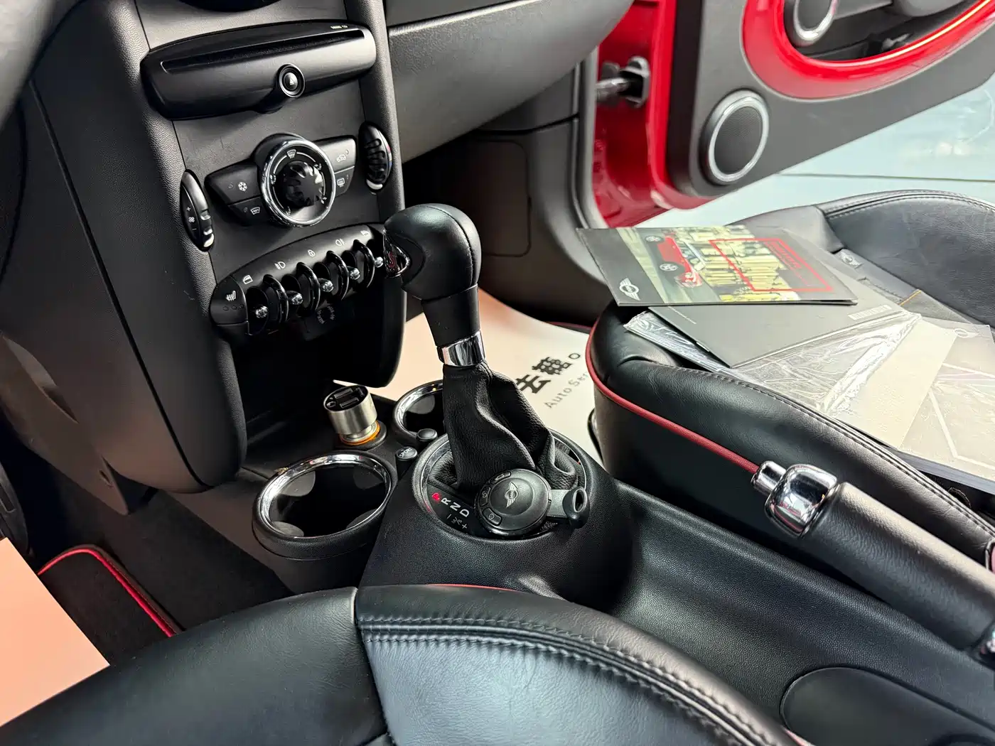 MINI MINI 2012 2012 Model 1.6T COOPER S China Mission Edition