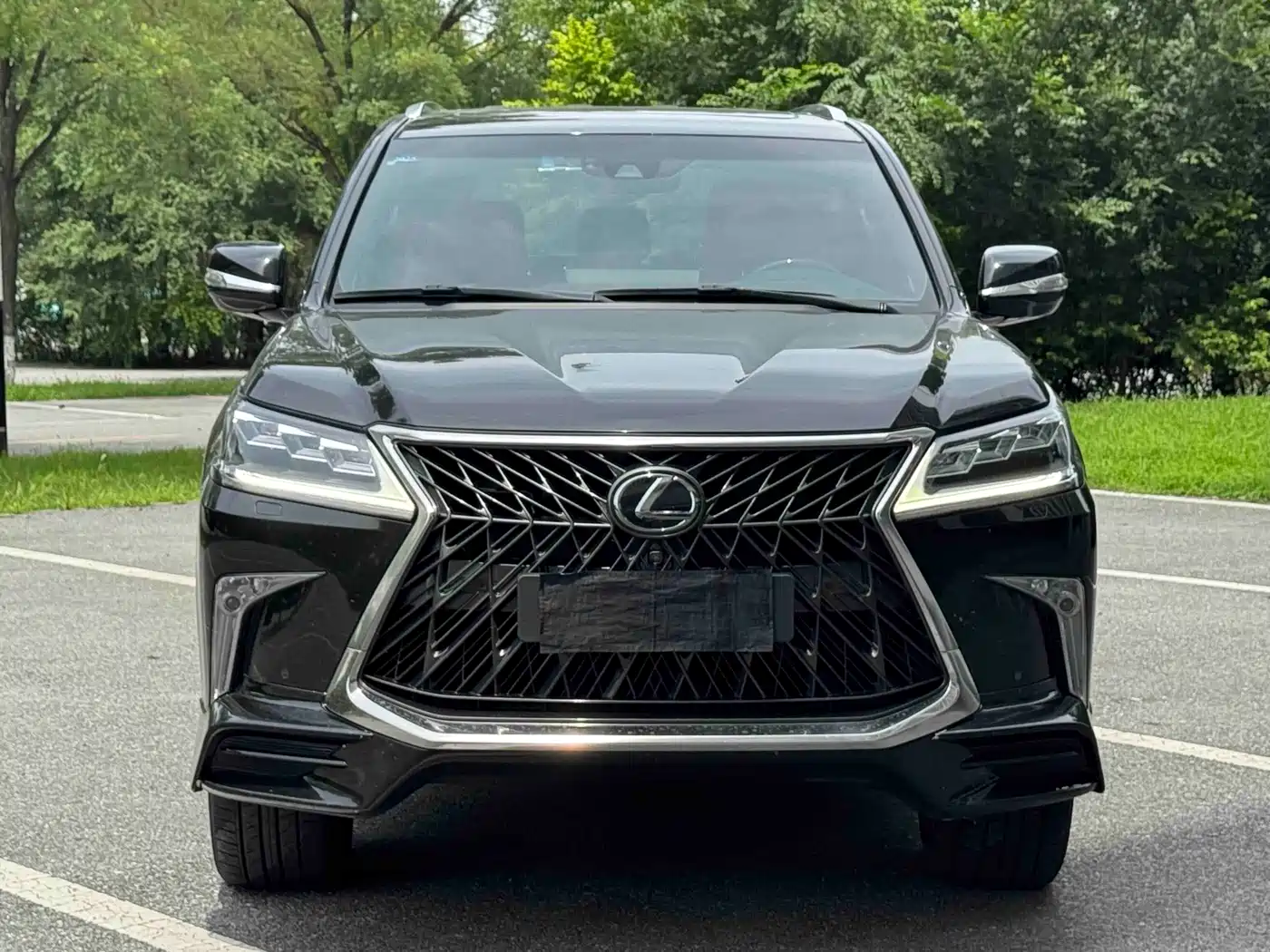 Lexus LX