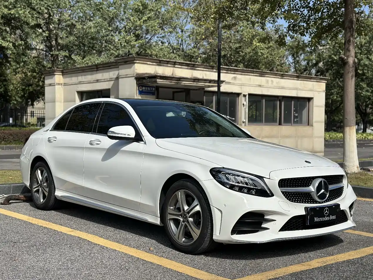 Mercedes-Benz C-Class 2020 C 260 L Sport фото 3