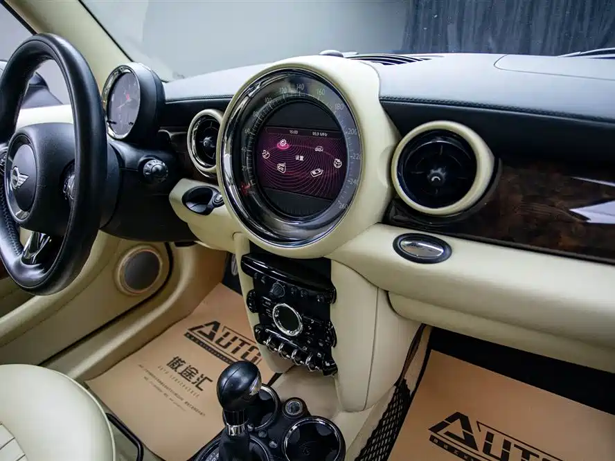 MINI 2012 1.6T GOODWOOD фото 18