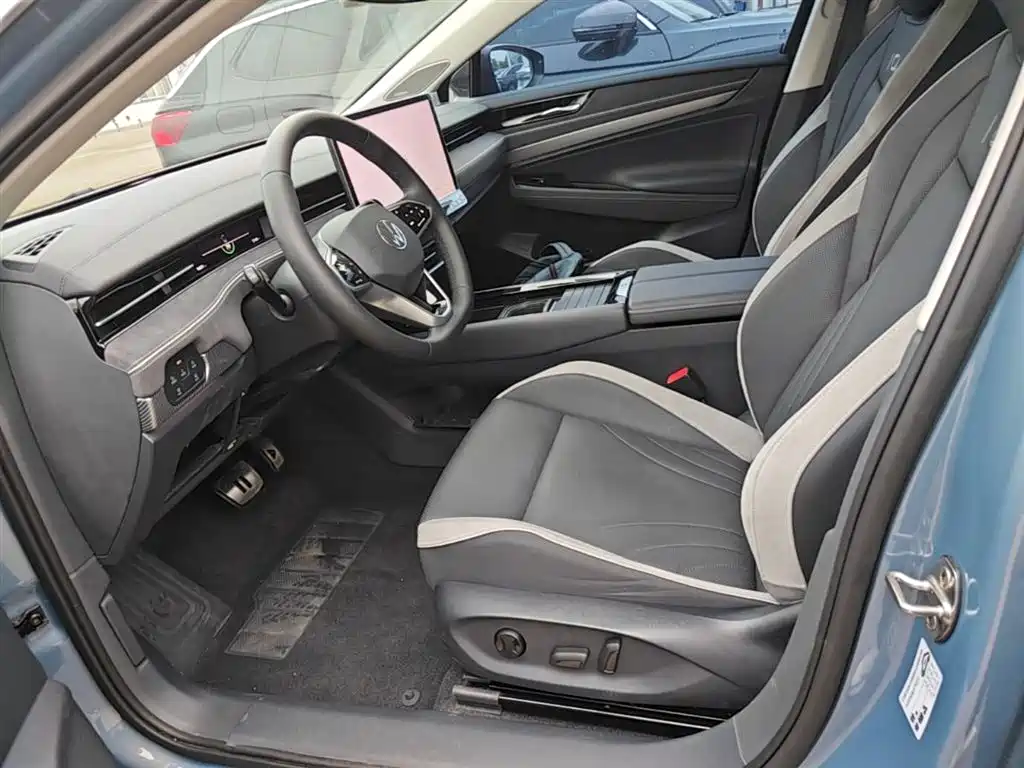 Volkswagen ID.7 VIZZION 2024 PRO фото 15