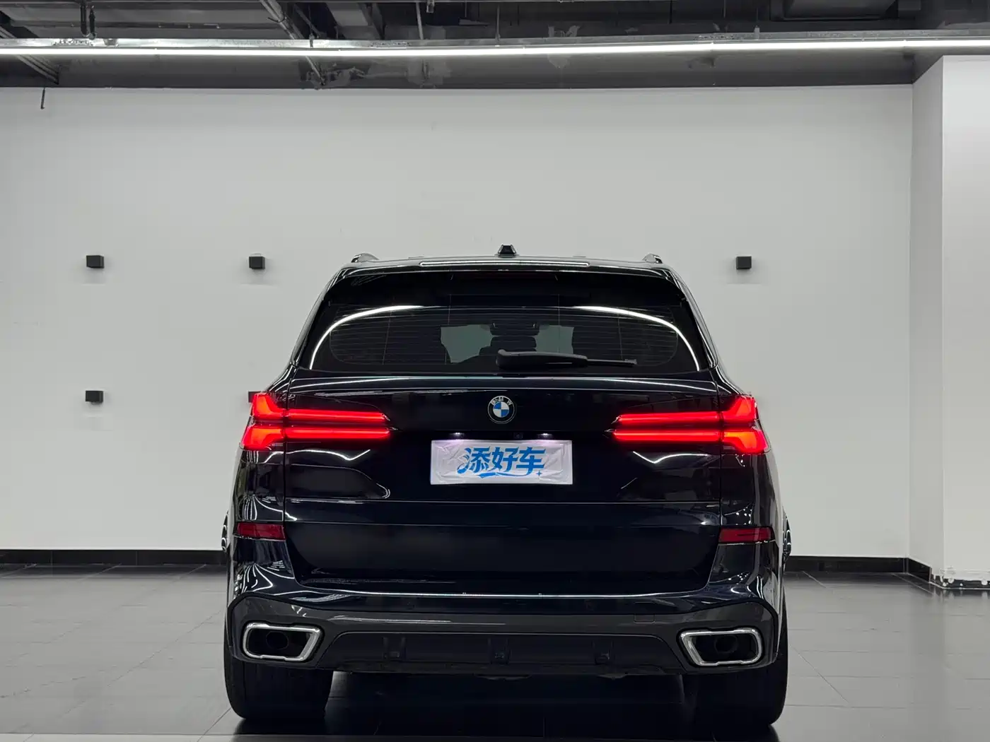 BMW X5 2023 xDrive 30Li Premium M Sport Black Night Package фото 14