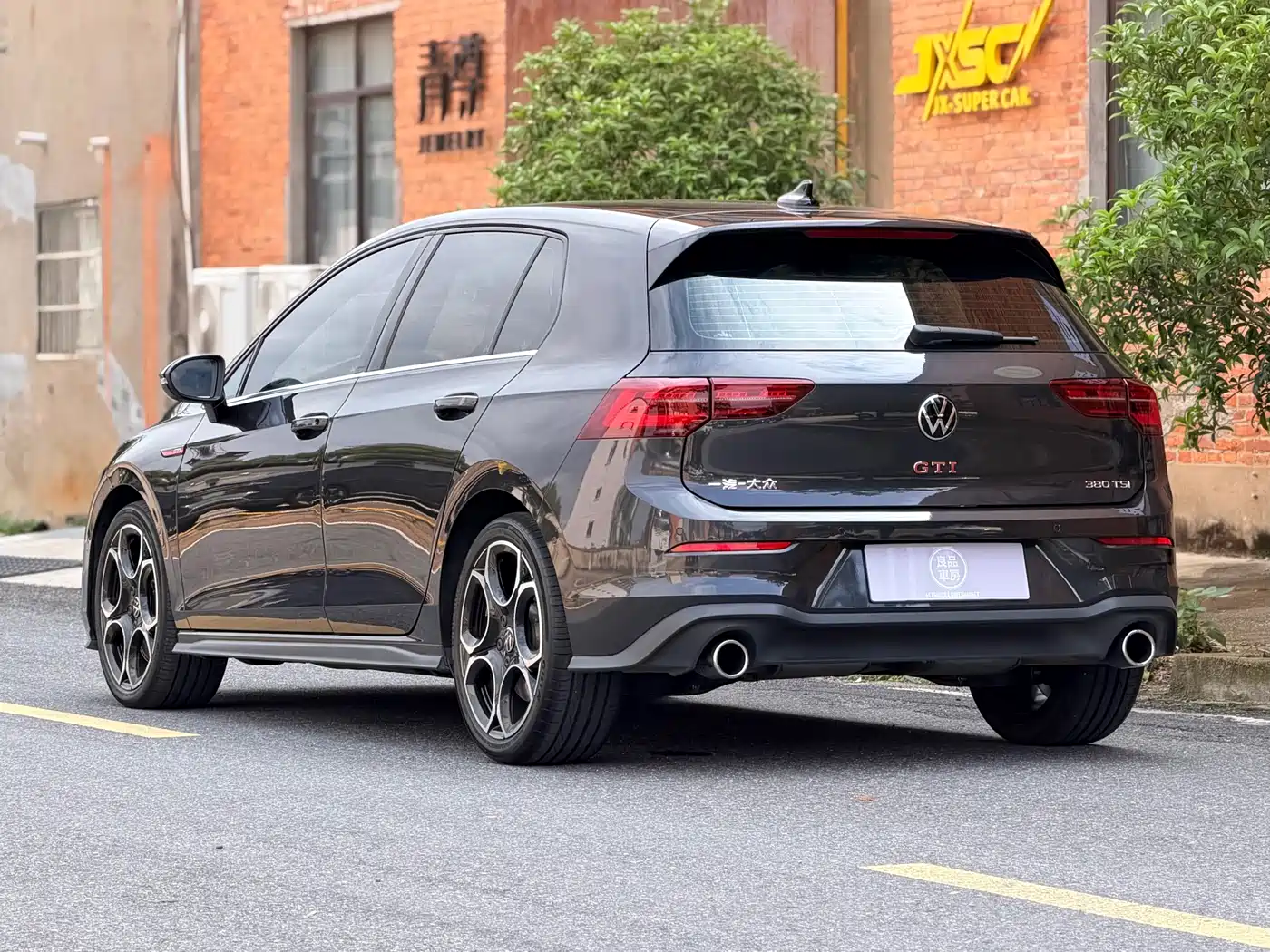 Volkswagen Golf GTI 2023 380TSI DSG GTI фото 4