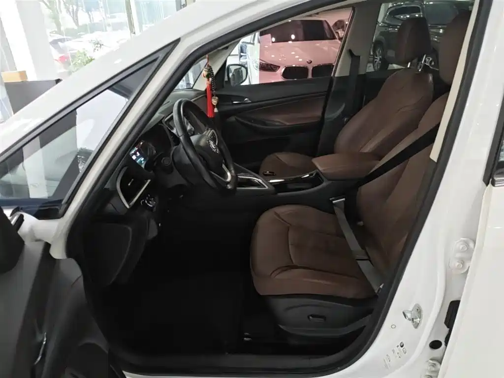 Buick GL6 2019 18T 6-seat Connected Luxury China VI фото 15