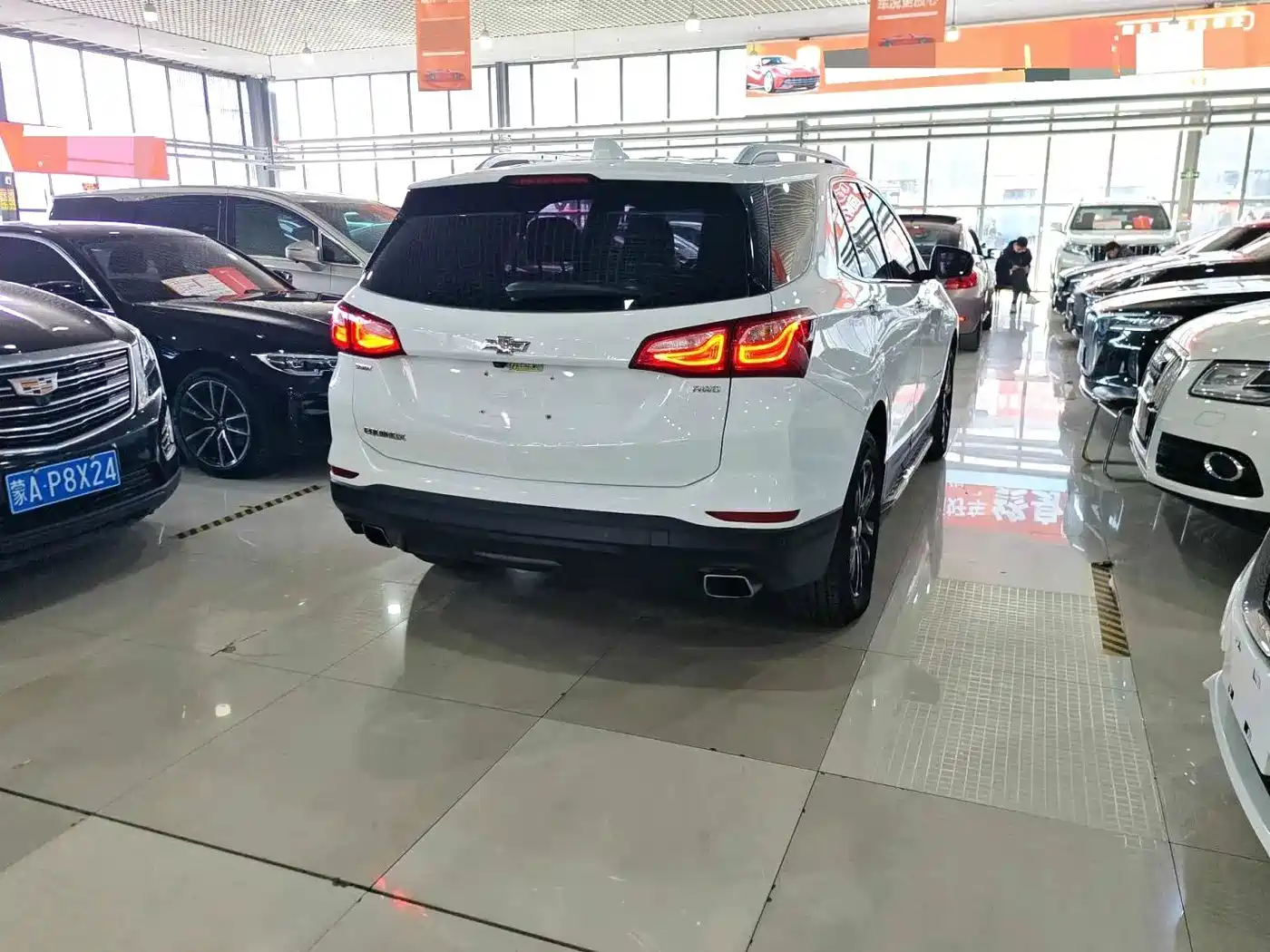 Chevrolet Equinox 2018 RS 550T Automatic 4WD Guardian Edition фото 4
