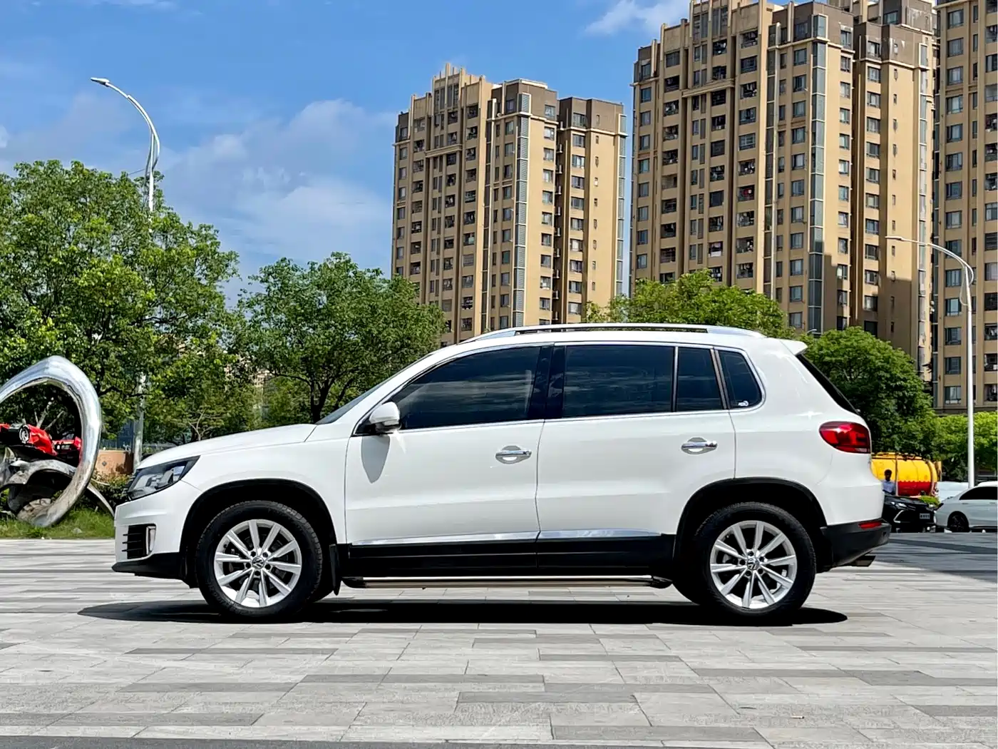 Volkswagen Tiguan 2016 280TSI Automatic 2WD Silk Road Fashion Edition фото 4